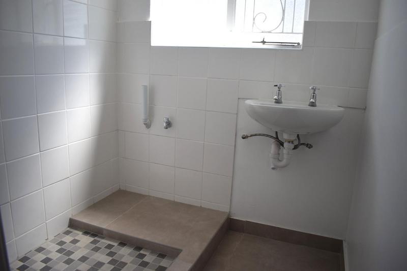 To Let 2 Bedroom Property for Rent in Wynberg Western Cape
